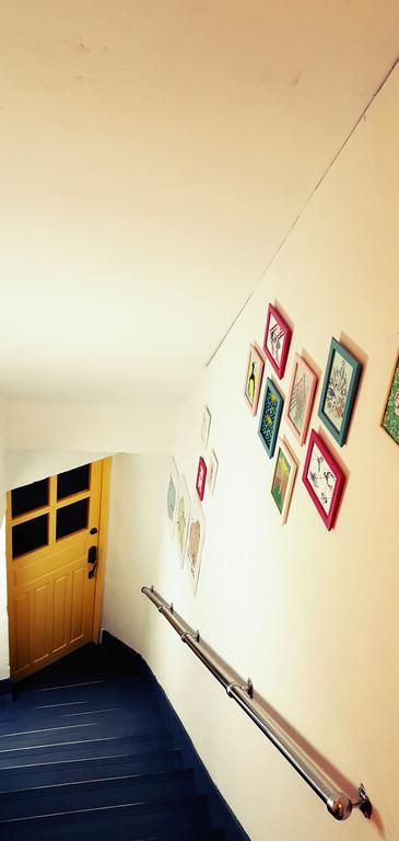 Lvia Guesthouse Сеул Экстерьер фото