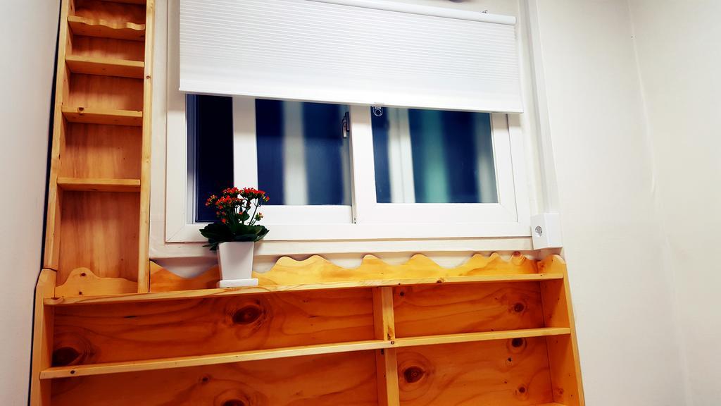 Lvia Guesthouse Сеул Экстерьер фото