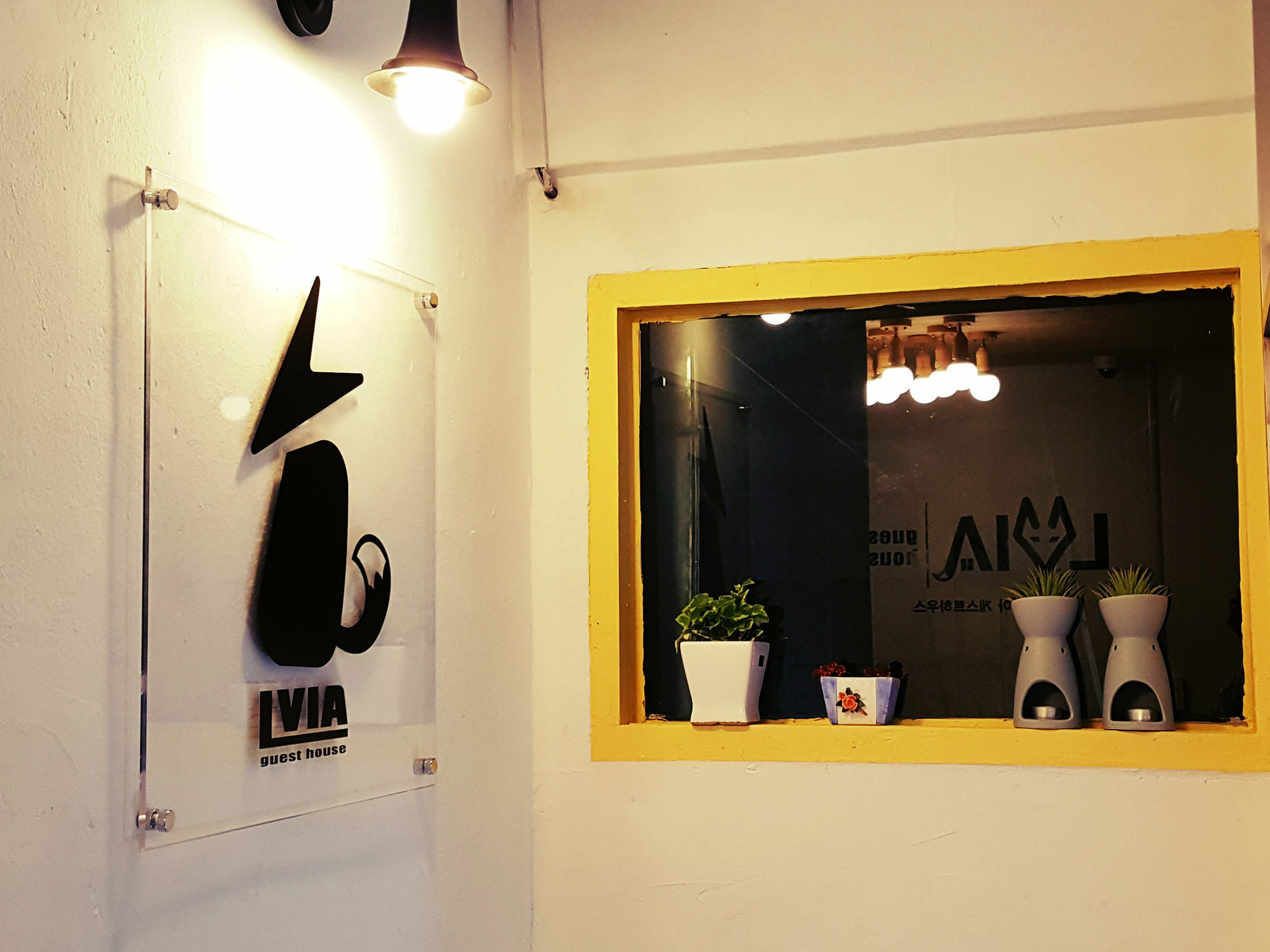 Lvia Guesthouse Сеул Экстерьер фото